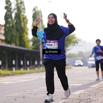 Runner Photo 8385928