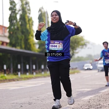 Runner Photo 8385933