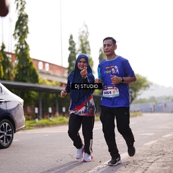 Runner Photo 8385935