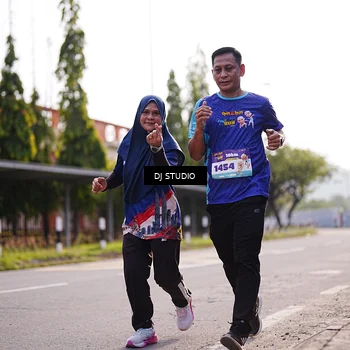 Runner Photo 8385941