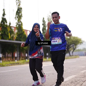 Runner Photo 8385942
