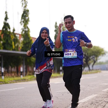 Runner Photo 8385943