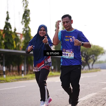Runner Photo 8385945