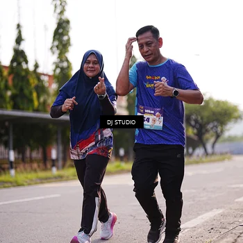 Runner Photo 8385947