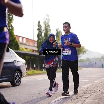 Runner Photo 8385951