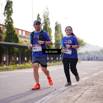 Runner Photo 8385957