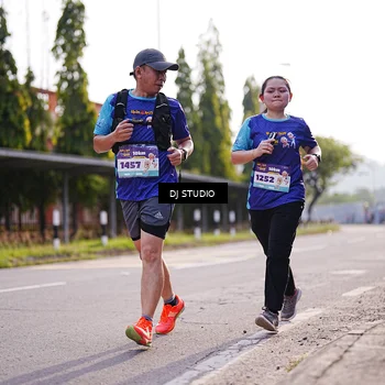 Runner Photo 8385962