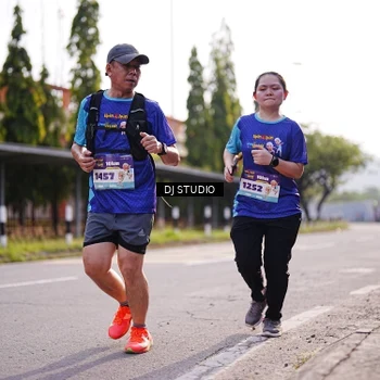 Runner Photo 8385966