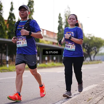 Runner Photo 8385972