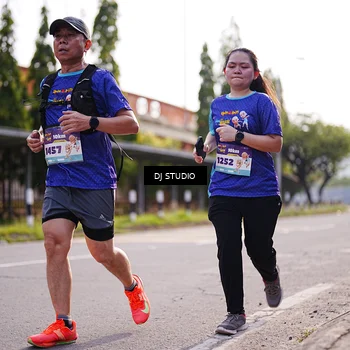 Runner Photo 8385975
