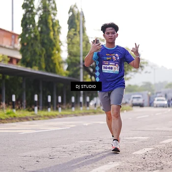 Runner Photo 8386021