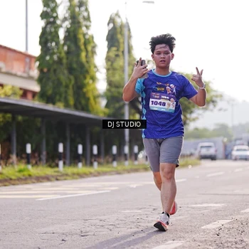 Runner Photo 8386028
