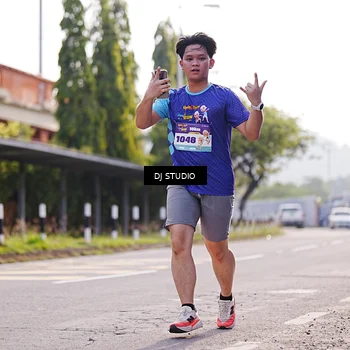 Runner Photo 8386029