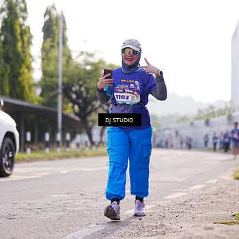 Runner Photo 8386030