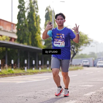 Runner Photo 8386034