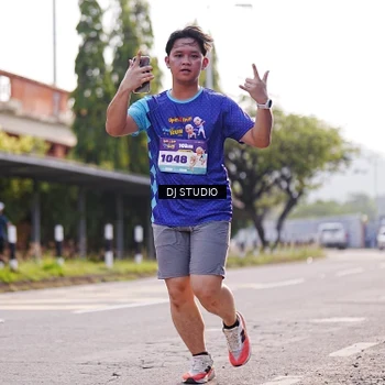 Runner Photo 8386037