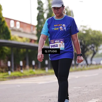 Runner Photo 8386063