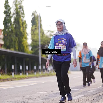 Runner Photo 8386096