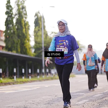 Runner Photo 8386098