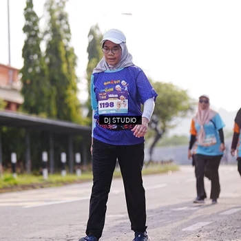 Runner Photo 8386110