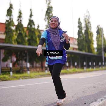 Runner Photo 8386158