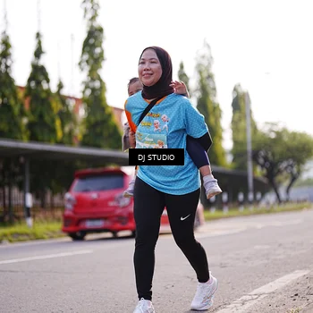 Runner Photo 8386180