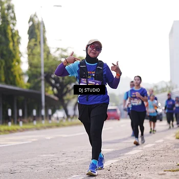 Runner Photo 8386195