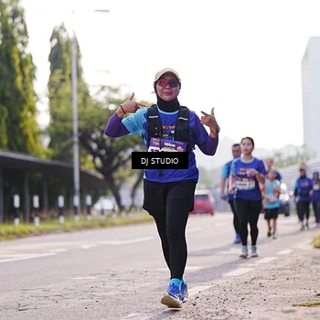 Runner Photo 8386200