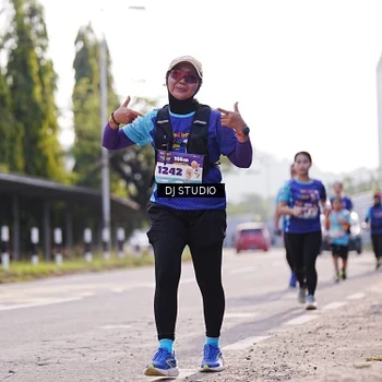 Runner Photo 8386202