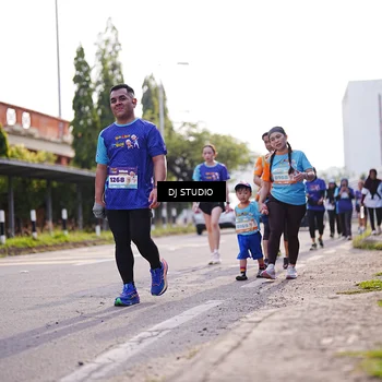 Runner Photo 8386214