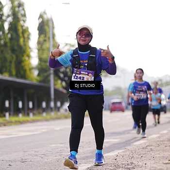 Runner Photo 8386215