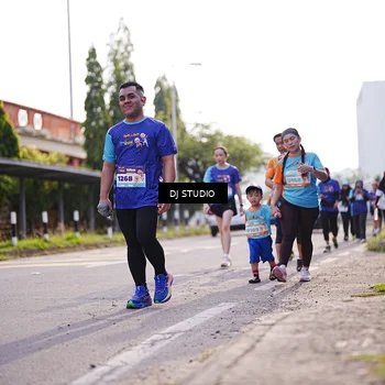 Runner Photo 8386216