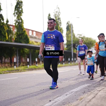 Runner Photo 8386223