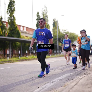 Runner Photo 8386227