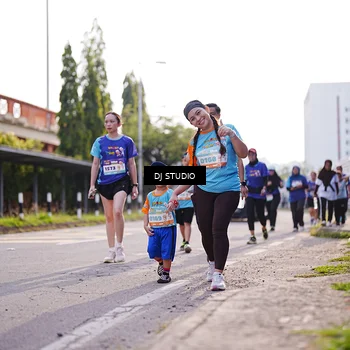 Runner Photo 8386229