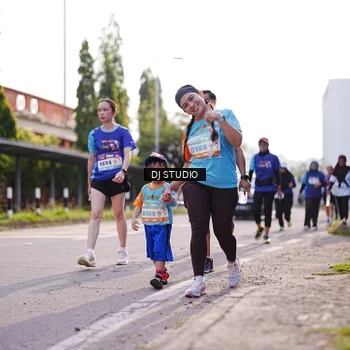 Runner Photo 8386242