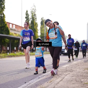 Runner Photo 8386248