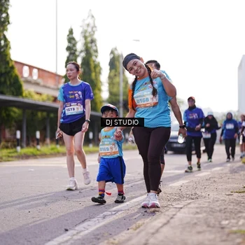 Runner Photo 8386250