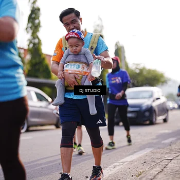 Runner Photo 8386257