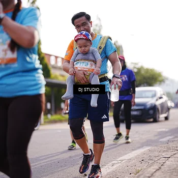 Runner Photo 8386258