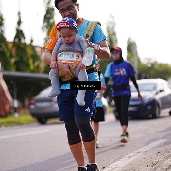 Runner Photo 8386263