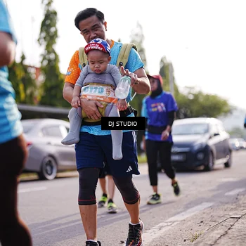 Runner Photo 8386266