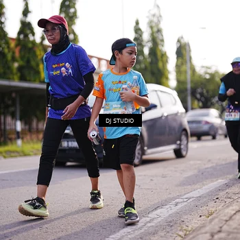 Runner Photo 8386274