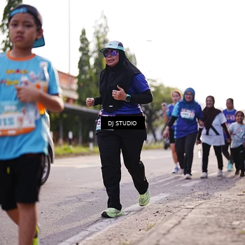 Runner Photo 8386283