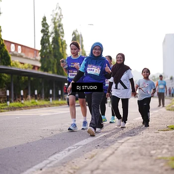 Runner Photo 8386291