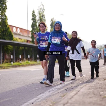 Runner Photo 8386300
