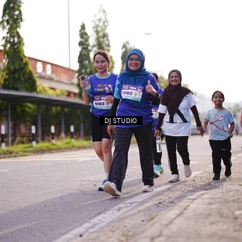 Runner Photo 8386302
