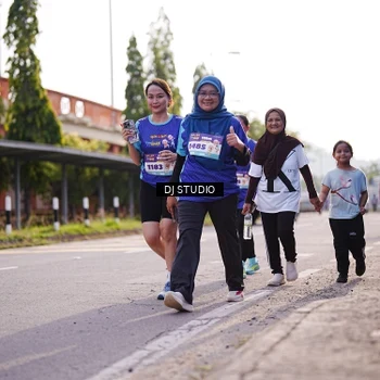 Runner Photo 8386303