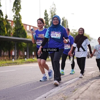 Runner Photo 8386309