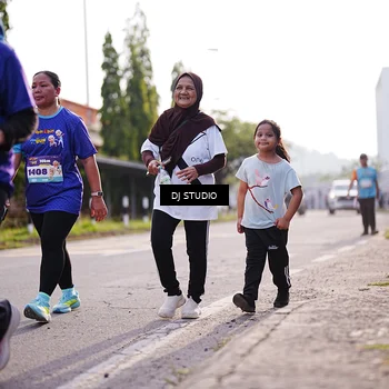 Runner Photo 8386316